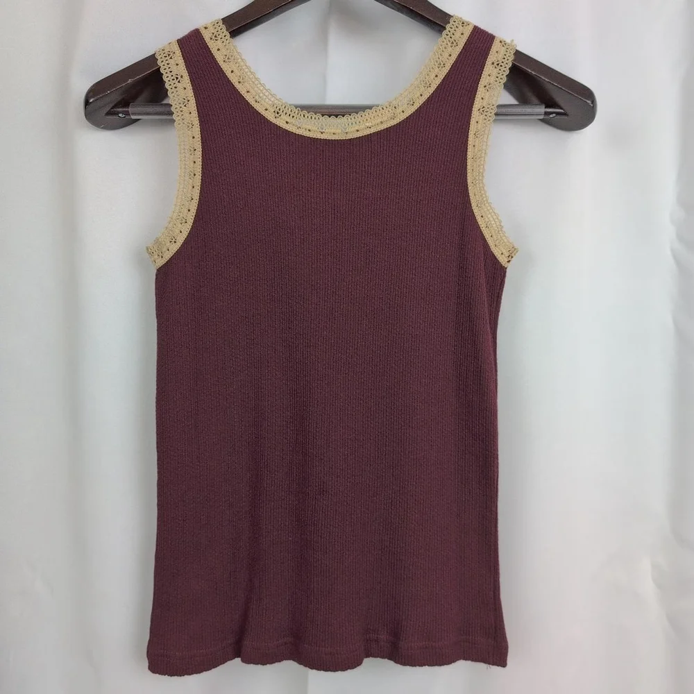 Vintage NOS Mary-Kate And Ashley Olsen Twins 2004 Dated Knit top with lace trim - Picture 8 of 8
